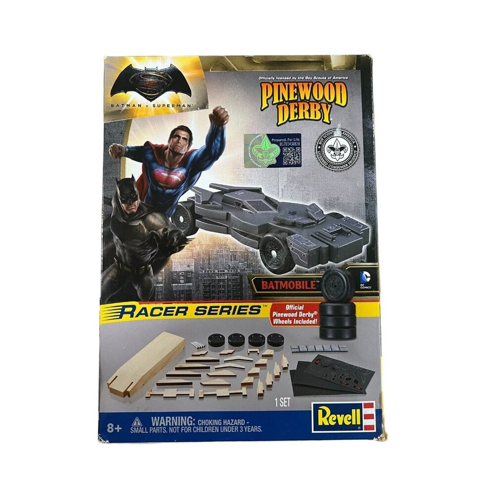 Revell Batman v Superman: BATMOBILE Pinewood Derby Racer Series,‎ Complete
